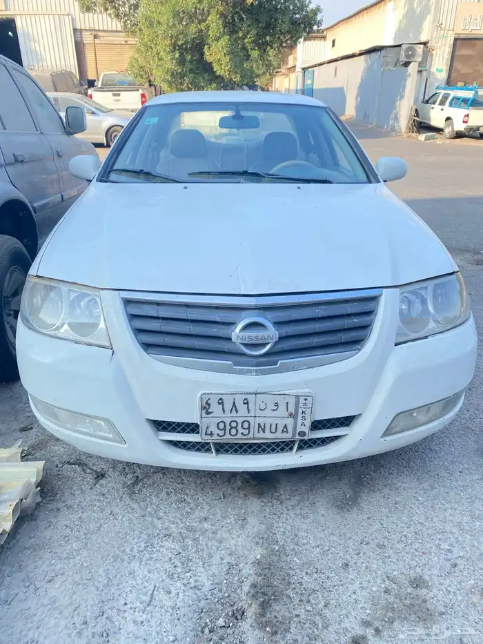 نيسان صني ماشيه 300 بدي وكاله ماعدا الرفرف والباب 0