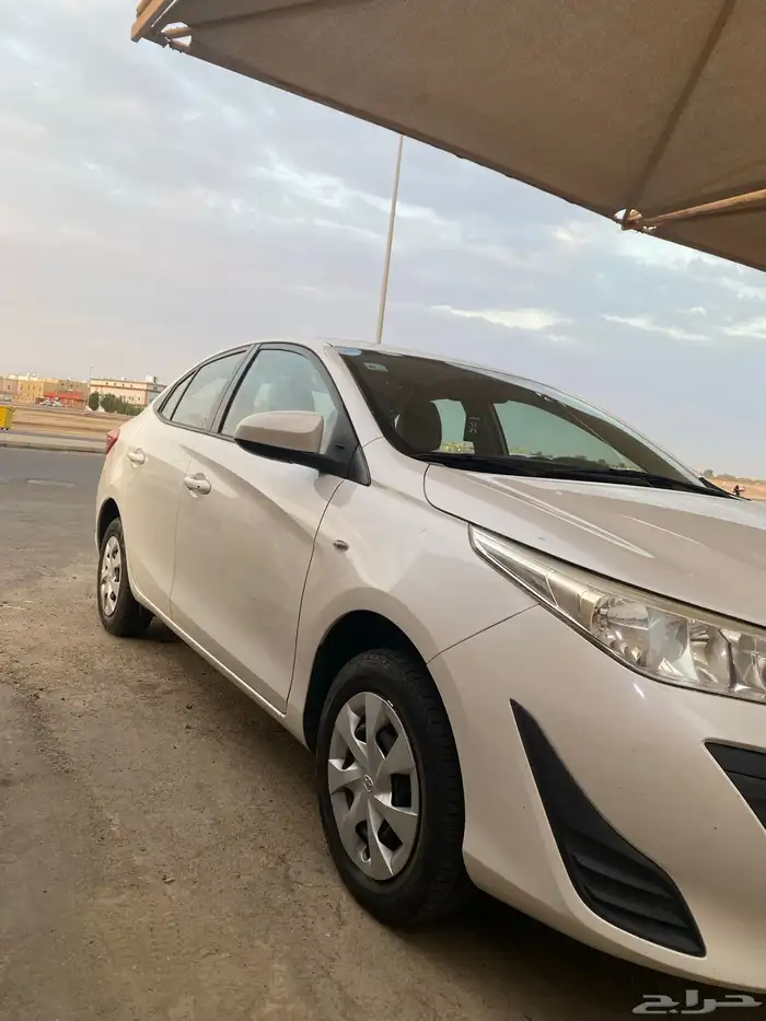 يارس 2019وكاله ممشى 128الف كم مكينه 1500 1