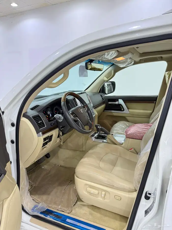 في اكس ار 2016 رقم 1 30