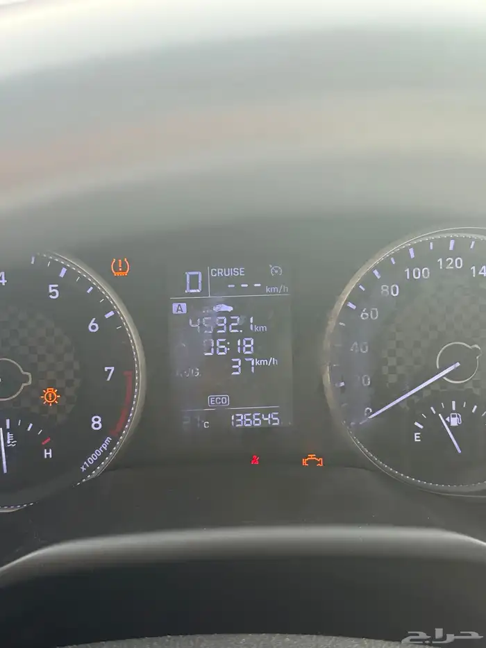 النترا 2019 لون فضي مكينة 2000 cc فتحة سقف قماش 12