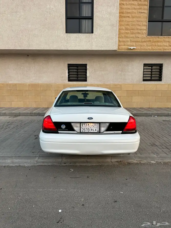 للبيع فورد بوليسي2006ممشى قليل 16