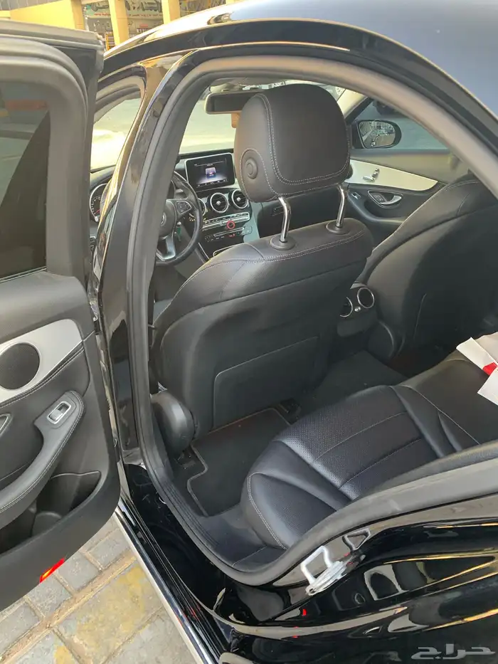 مرسيدس C300   موديل 2015 10