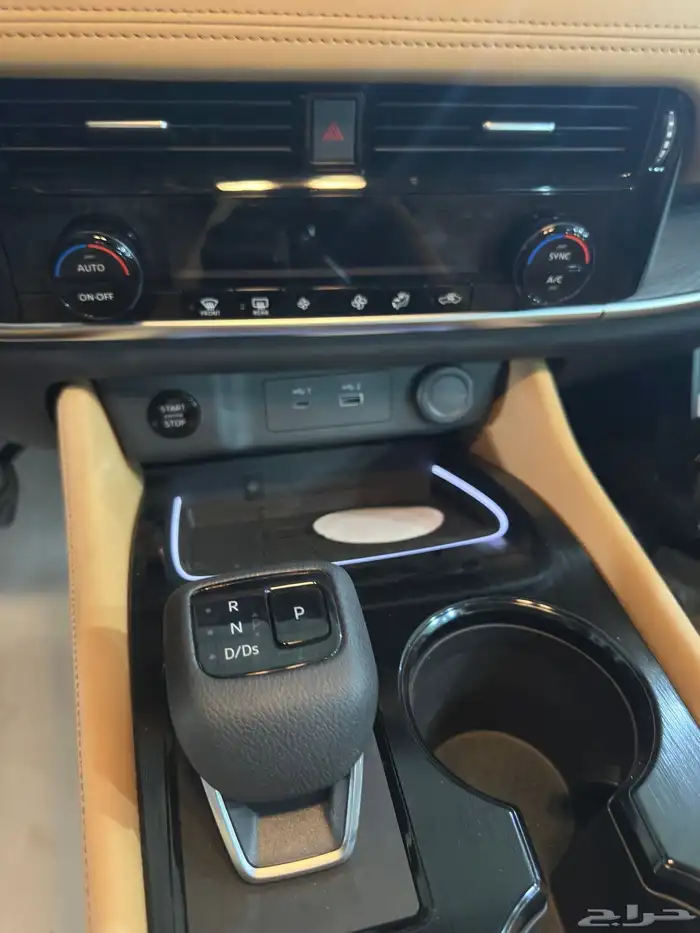 نيسان اكستريل SL فل كامل بانوراما جلد 2025 ابيض فضي اسمنتي 15