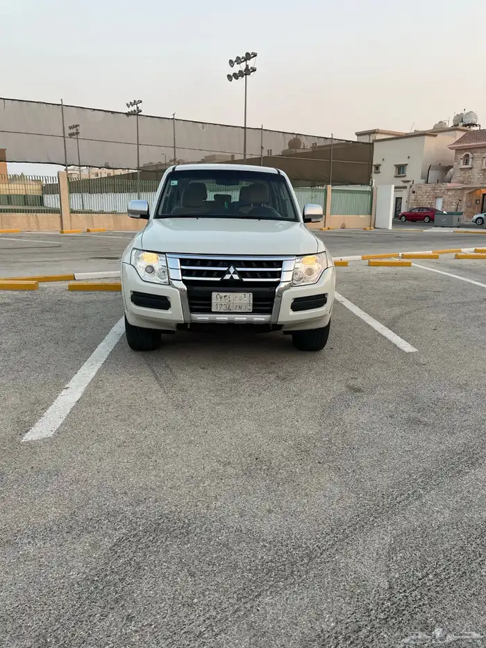 للبيع باجيرو 0