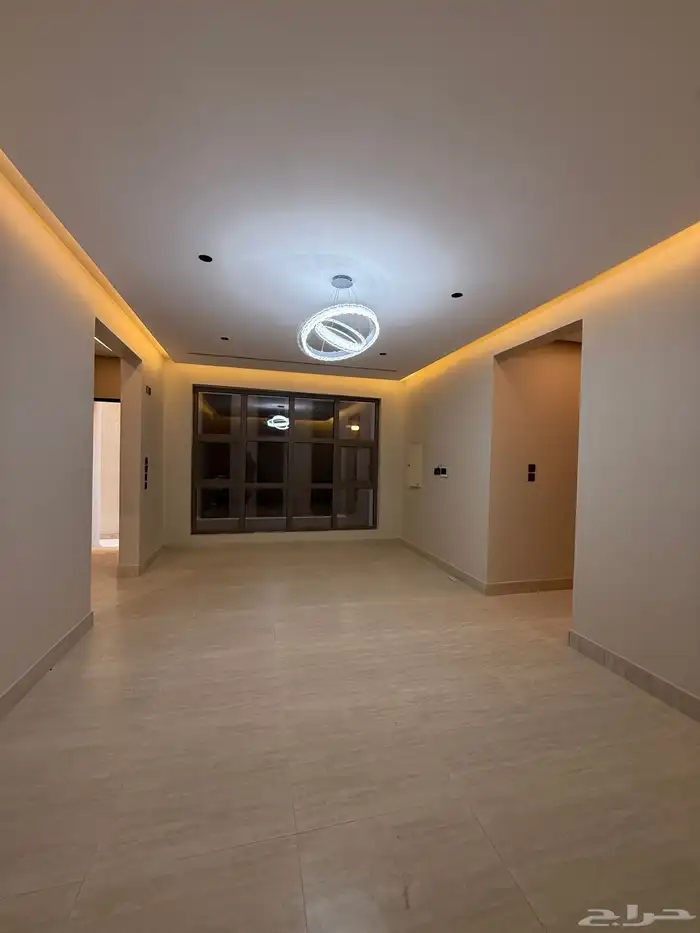 للبيع شقه ارضيه ببايكة سيارة حي المصيف بالقرب من كبري باحص 13