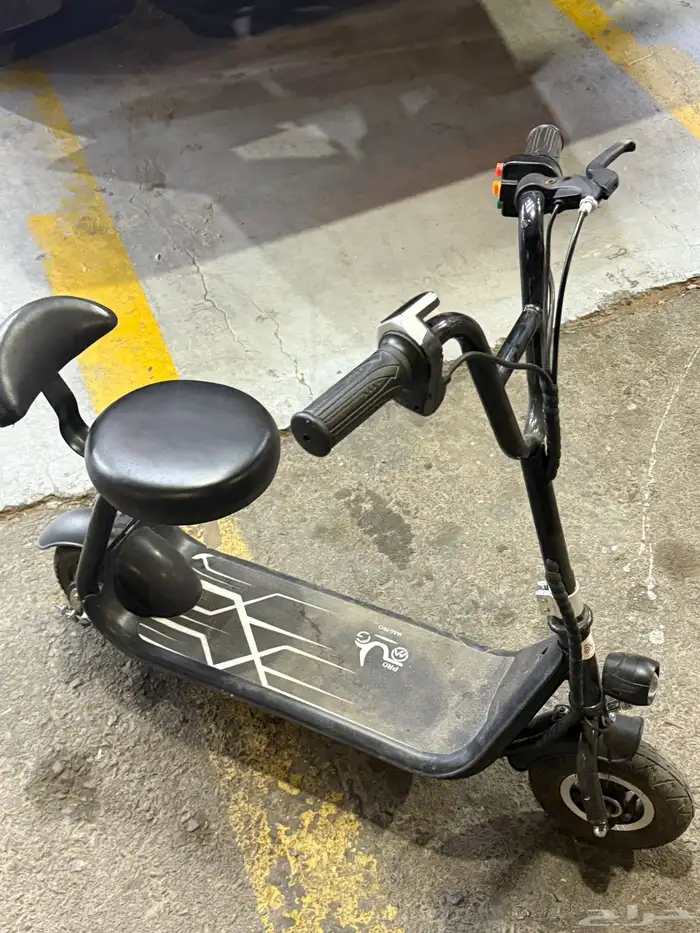 سكوتر كهربائي ولادي مستخدم نظيف جدا 2