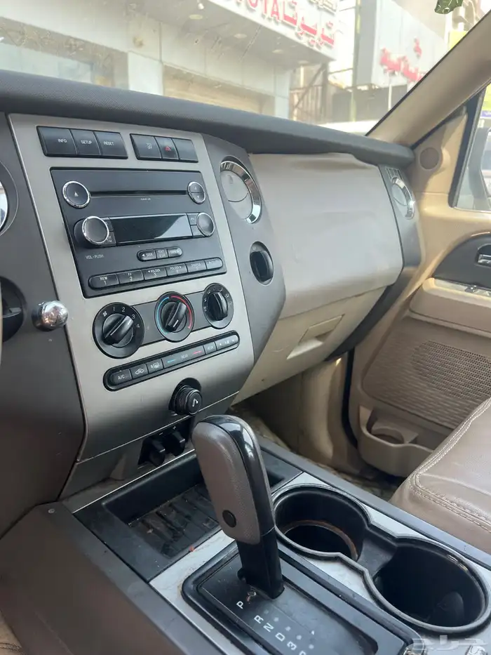 سيارة جمس اكسبدشن 2013 للبيع على سوم 6