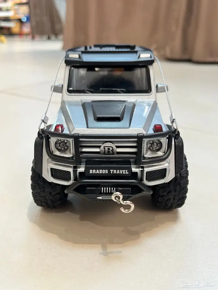 رنج روفر وعدة سيارات 13