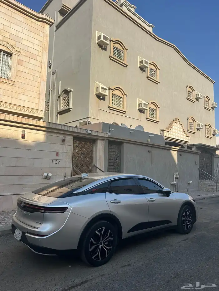 كراون بريميوم 2023 3