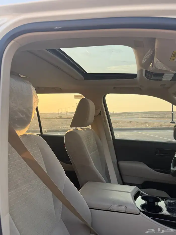 تويوتا لاندكروزر 2023 ديزل دبل L3 9