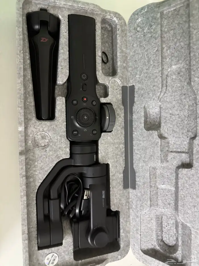 حامل يدوي مانع اهتزاز ثلاثي المحاور الإصدار الرابع من زيون 4