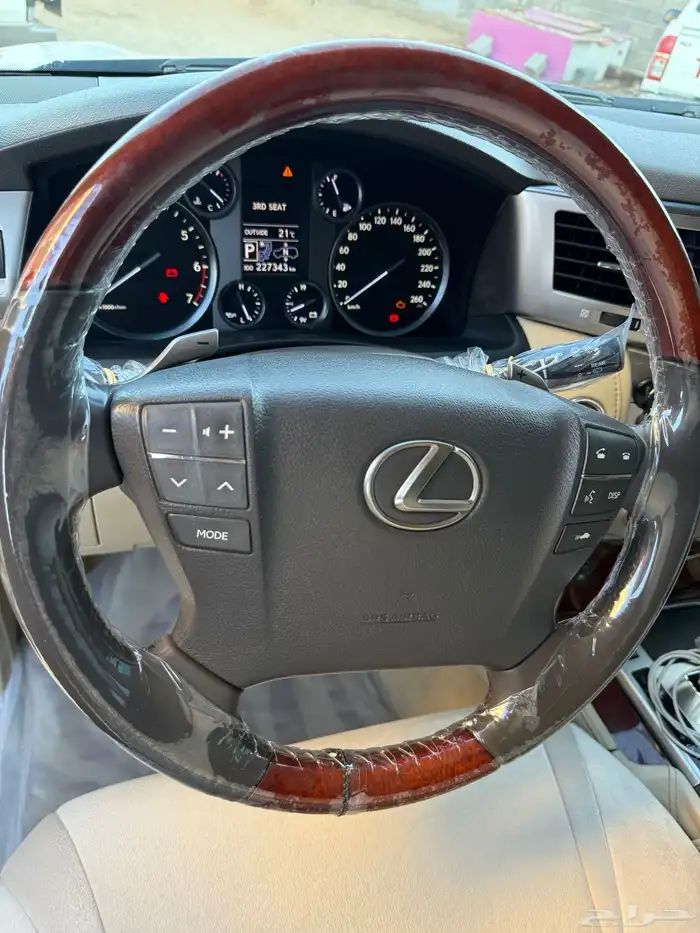 لكزز بريمي للبيع 5