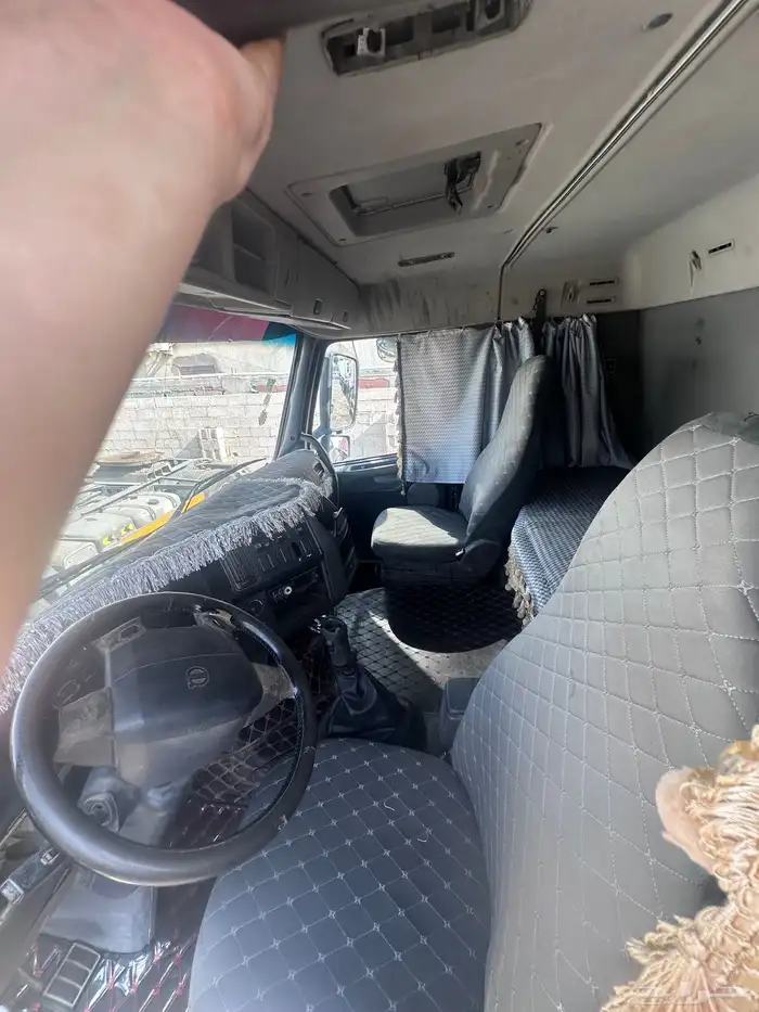 السلام عليك ورحمة الله وبركاته سياره فولفو 2011 زاهد 5