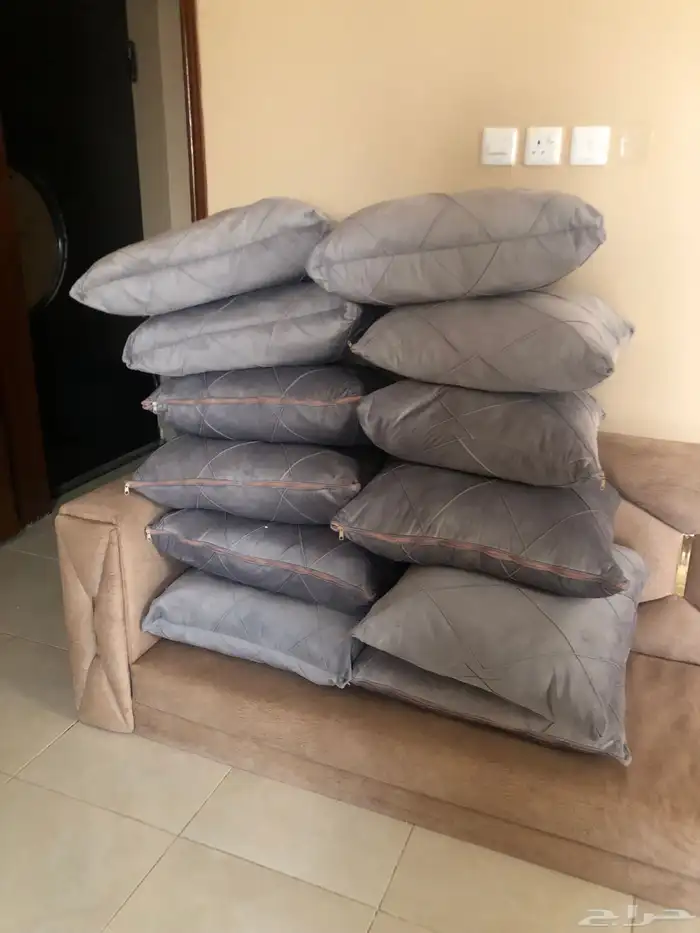 مخدات مجلس عدد 12 حبه 0