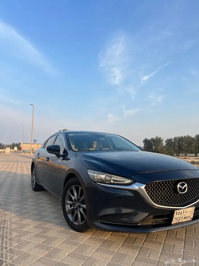 للبيع مازدا 6 نظييف 1