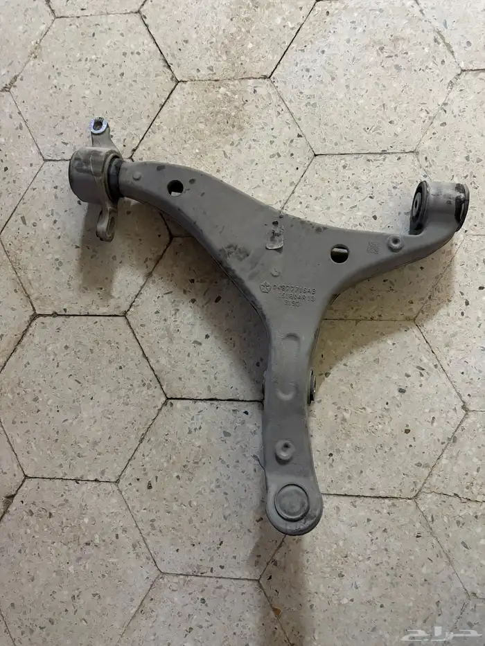 مقص يمين قراند شروكي 2017 0