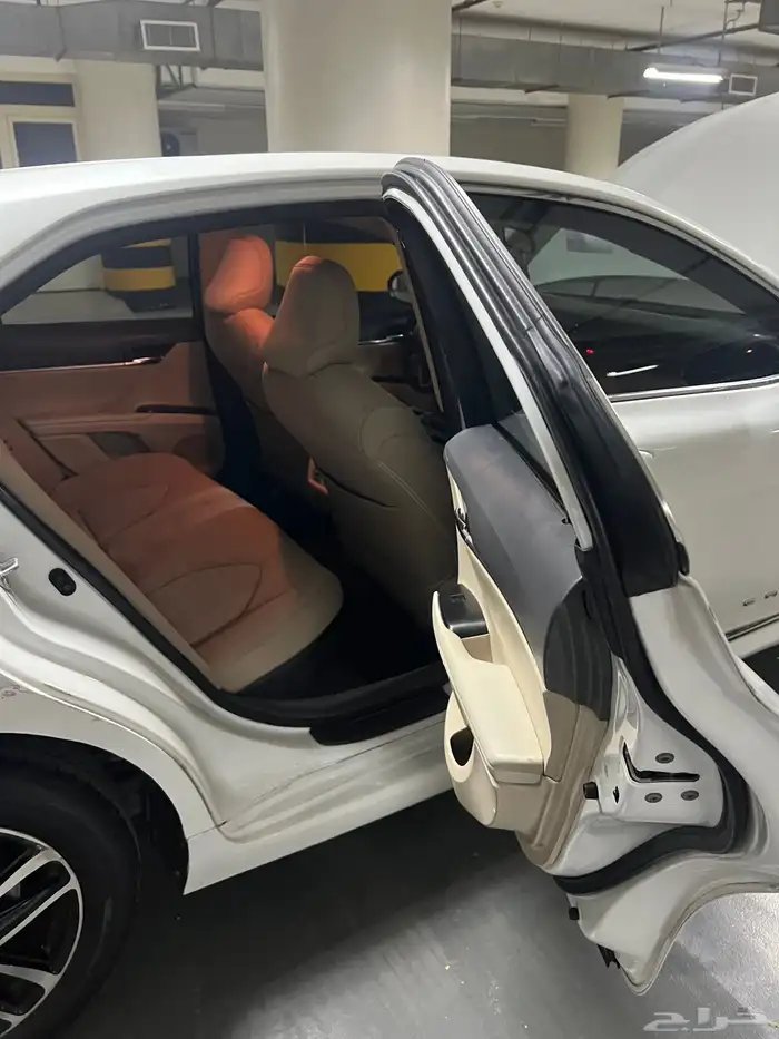 كامري 2022 هايبرد 16