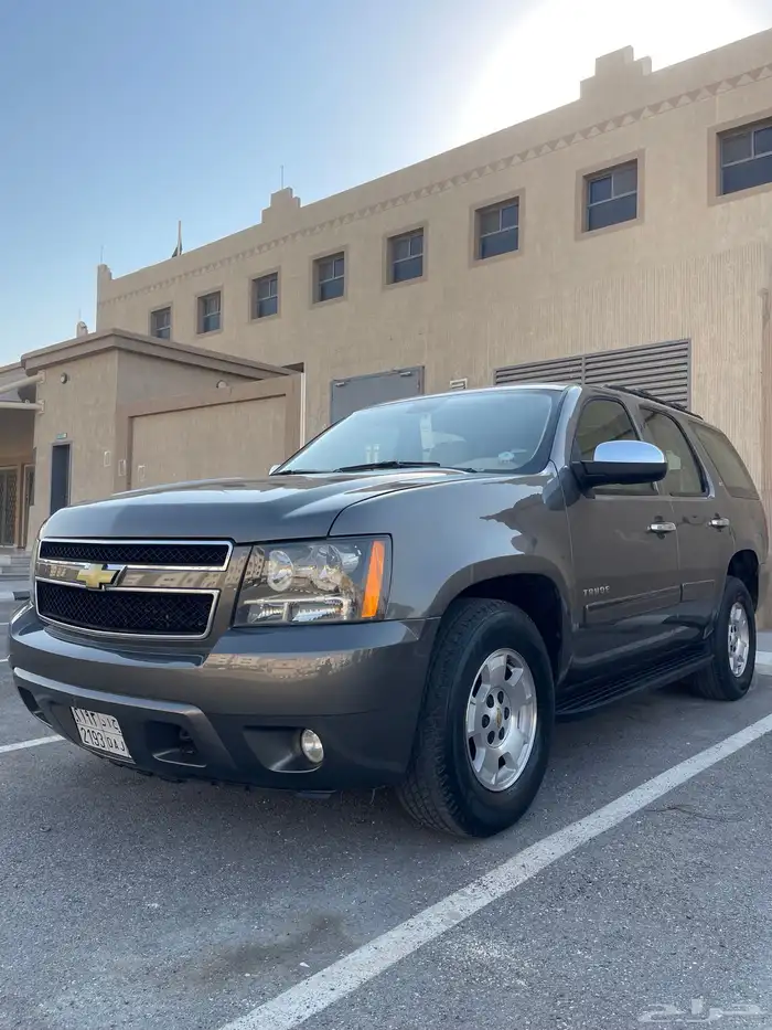 تاهو 2013 سعودي بيع او بدل سيارة صغيرة حديثة 0