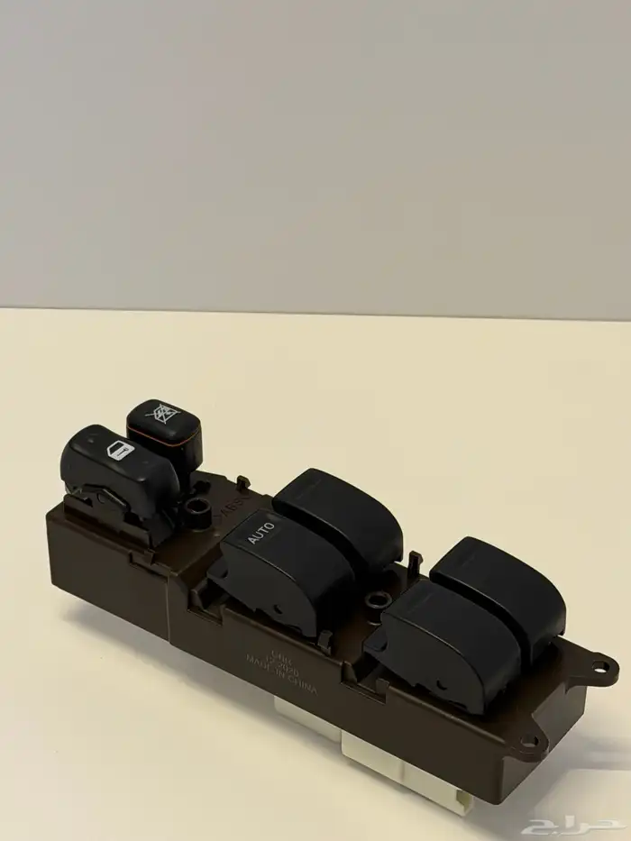 سوتش الدرايش لاندكروزر 1998 - 2002 5