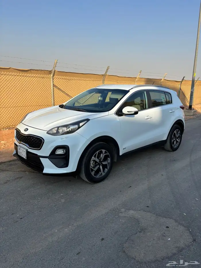 نوع السيارة   كيا سبورتاج دبل بنزين مالك اول 0