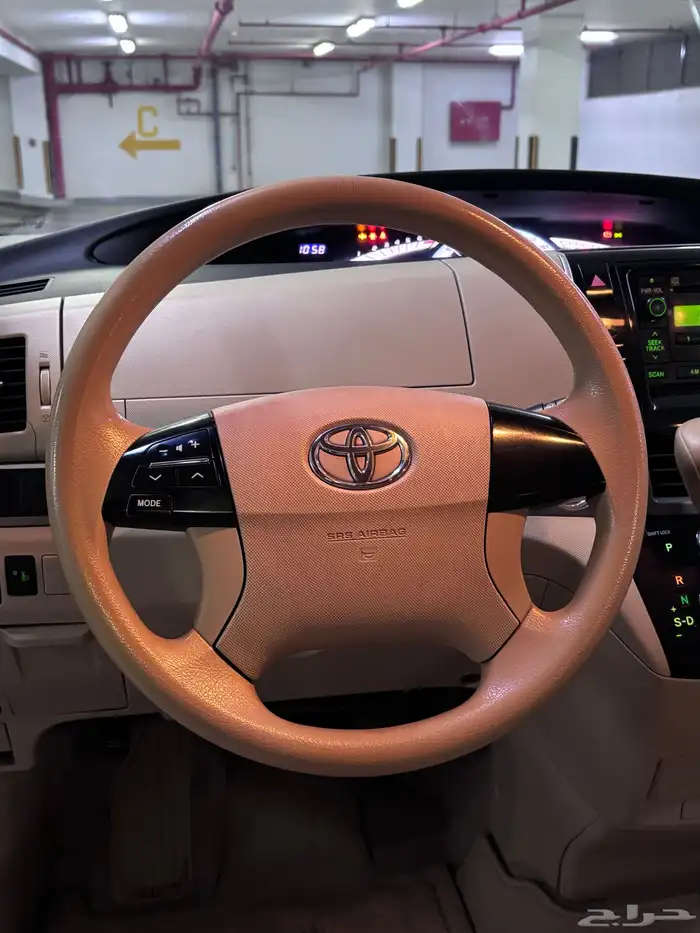 للبيع تويوتا بريفيا 2013 نظيف ممشى 130 24