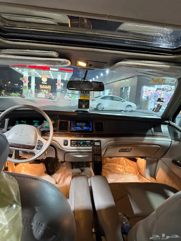 لينكون تاون كار 1996 6