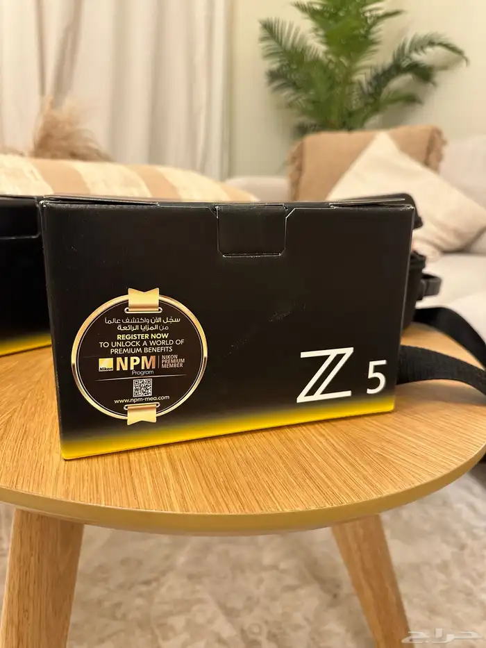 كاميرا نيكون زي 5 عدسة 105 ملم شبه جديدة nikon Z5 105m 2