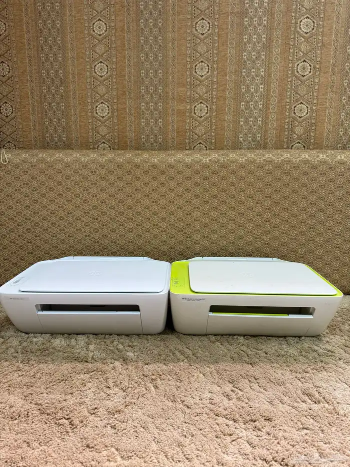 للبيع طابعتين اتش بي 5