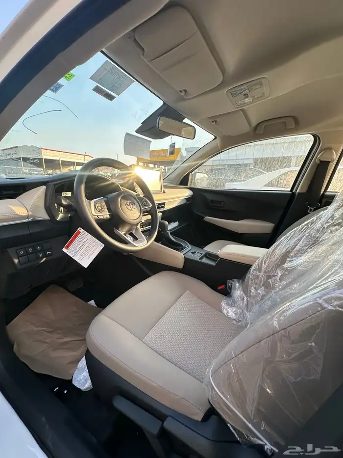 تويوتا يارس واي بلس الفئه الافضل موديل 2026 السعر منافس 1