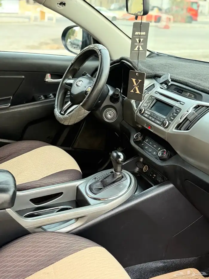 كيا سبورتاج 2015 نضيف جدا 19