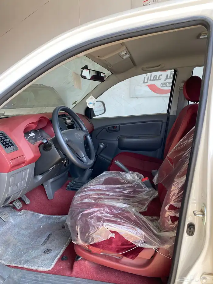 تويوتا هايلوكس 2012 اصفار جي ال 8