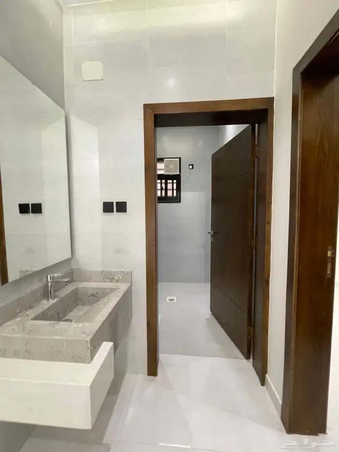 للبيع ارواف ارضيه ورواف علويه تشطيب ممتاز من 620 الف 18