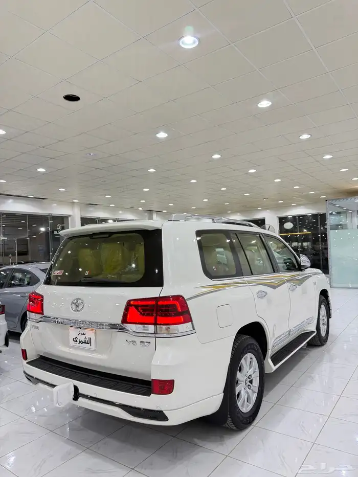 في اكس ار 2016 رقم 1 25