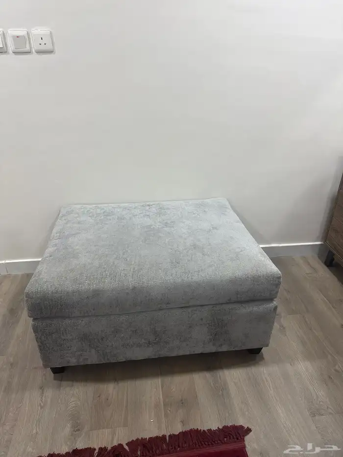 كنب نظيف استخدام شهر 5 قطع ب2000 ريال 4