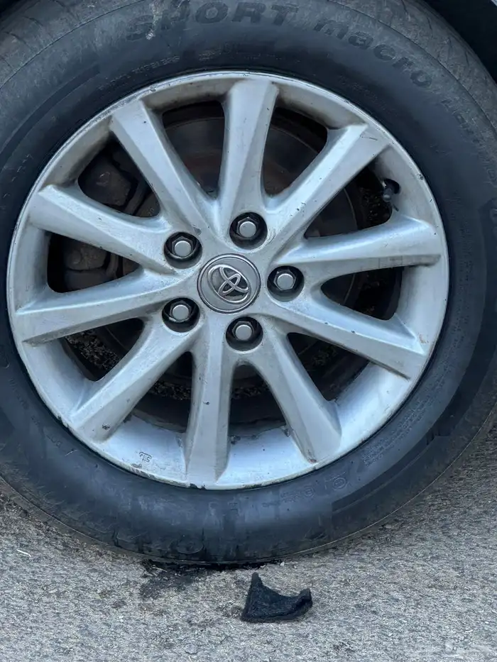 جنوط كامري 2011 وكالة 0