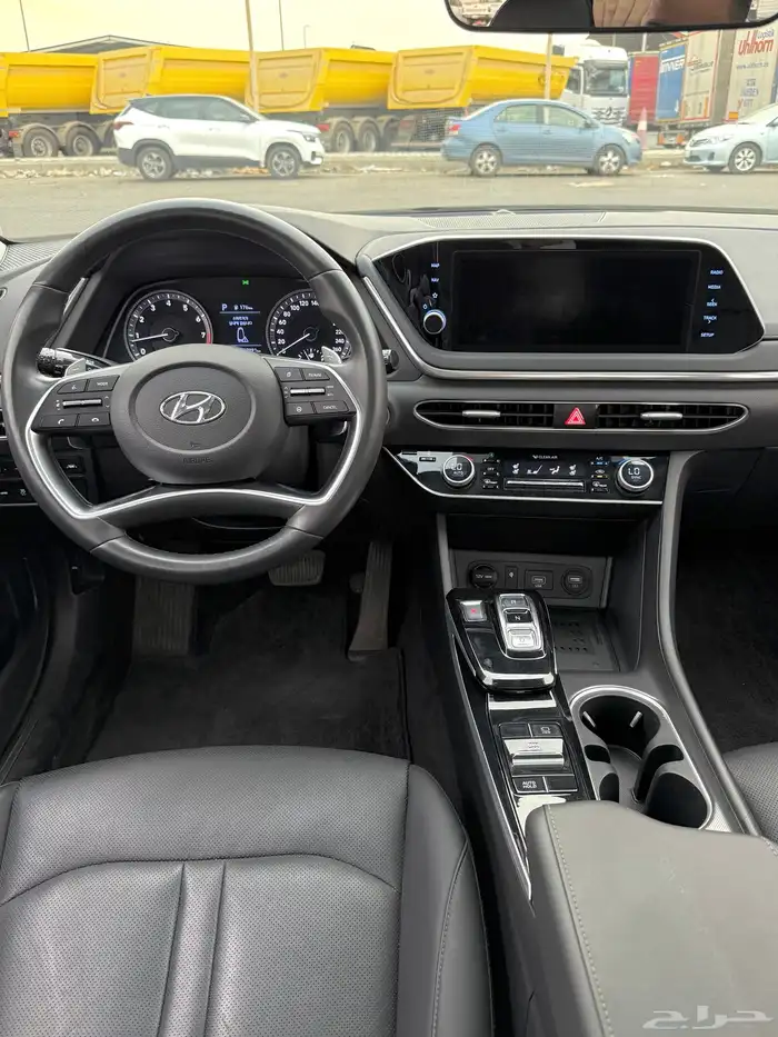 سوناتا 2020 بنورما فل ماشيه 57 الف نضيفه جدا  للبيع 13