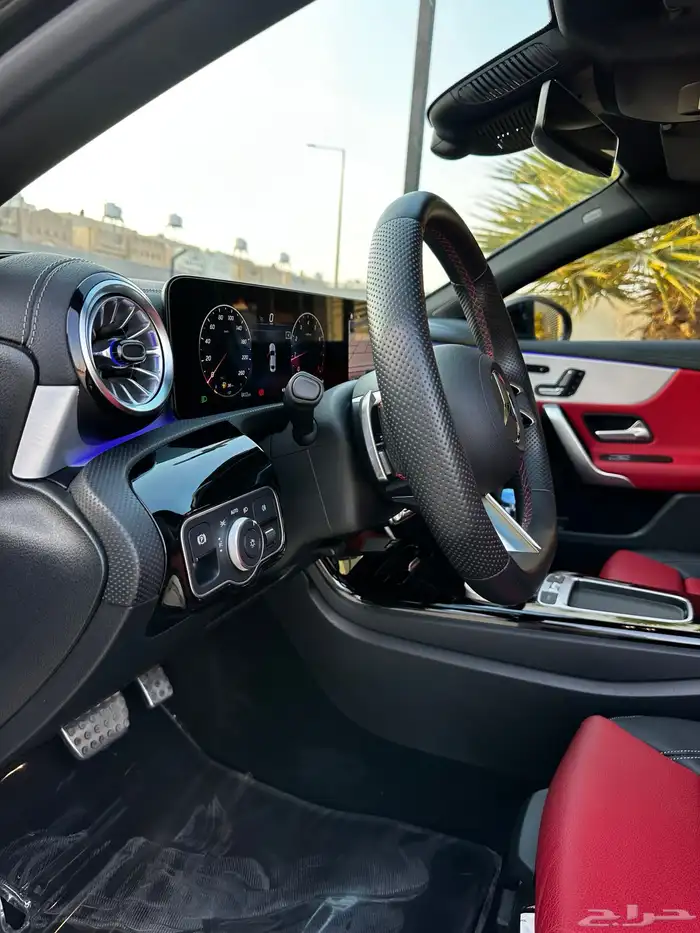 مرسيدس A200 فل كامل العداد 42 الف فقط 2023(شبه الجديد ) 11