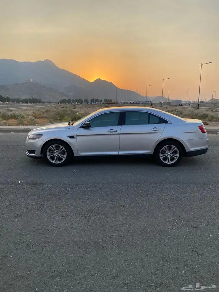 فورد تورس 2015 3