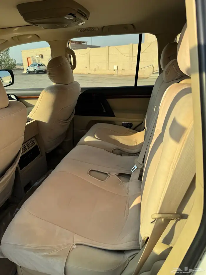 لاند كروزر 2016 سعودي وكالة 6