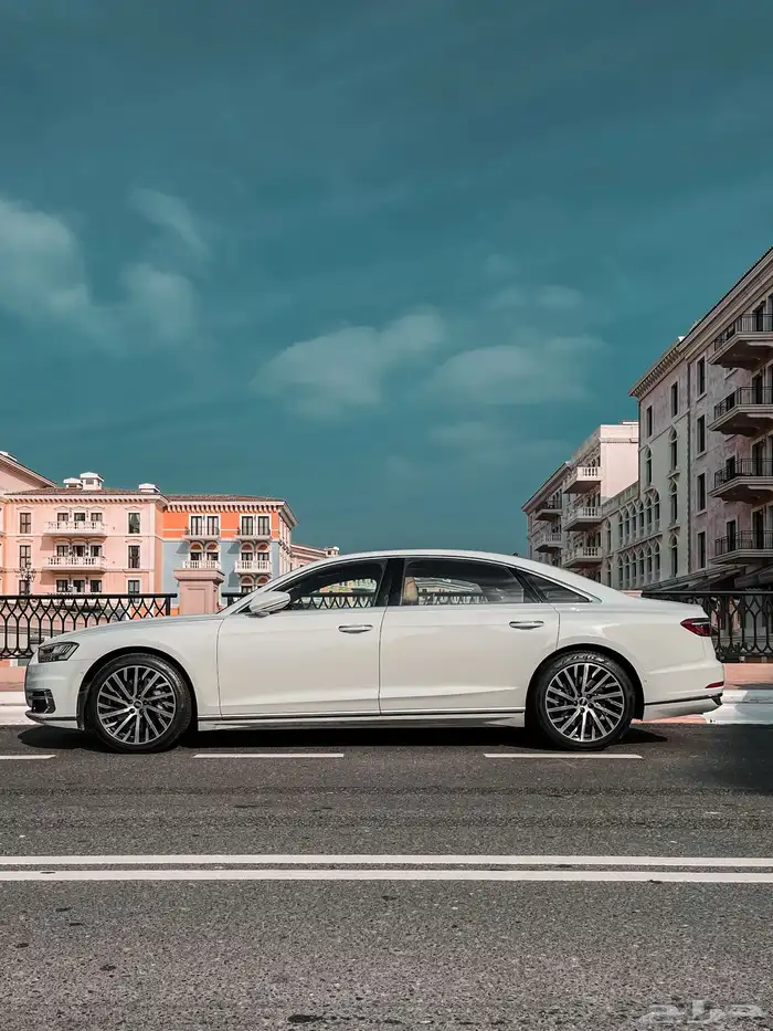 اودي A8 ابيض 2019 16