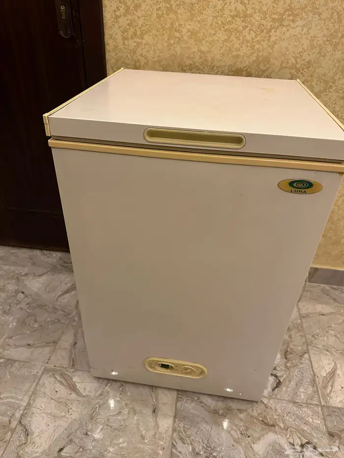 للبيع فريزر أفقي مستعمل نظيف 0