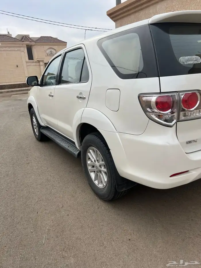 للبيع فورتشنر 3