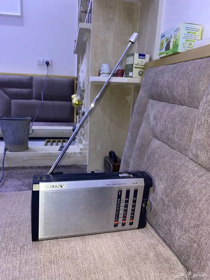 راديو سوني قديم 4