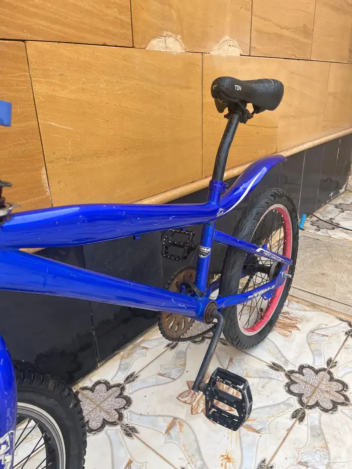 سيكل مقاص 20 الملاحظات1يبيله جنط ورا بس كل شي نضيف 1