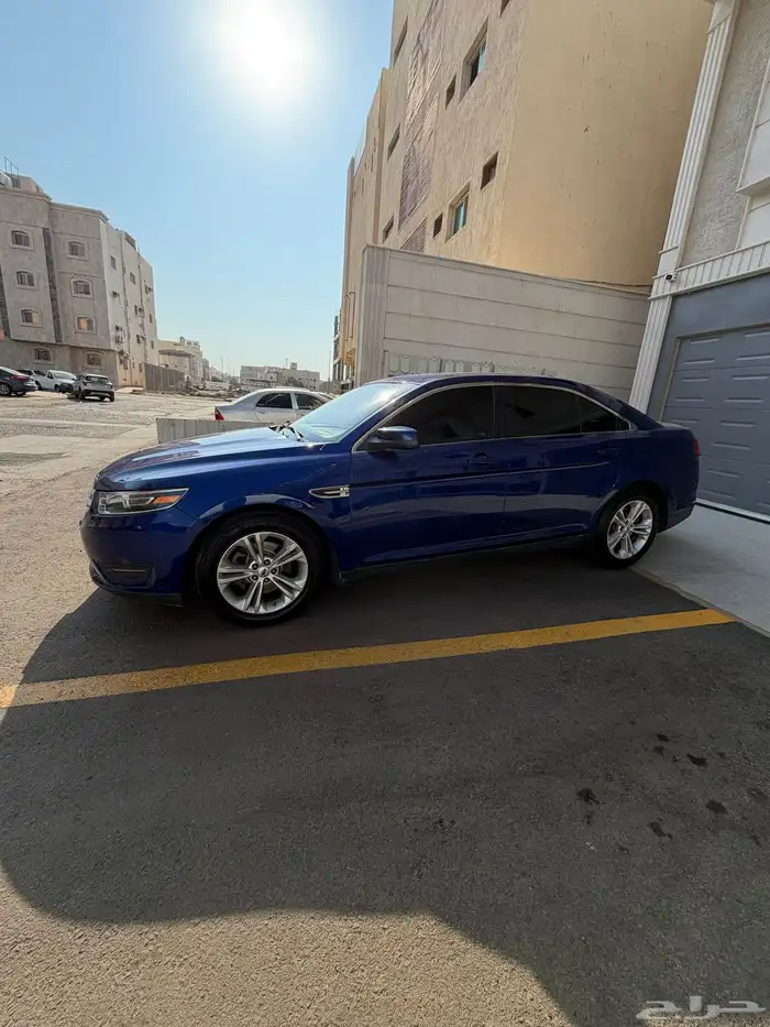 للبيع فورد تورس 2013 نص فل 3