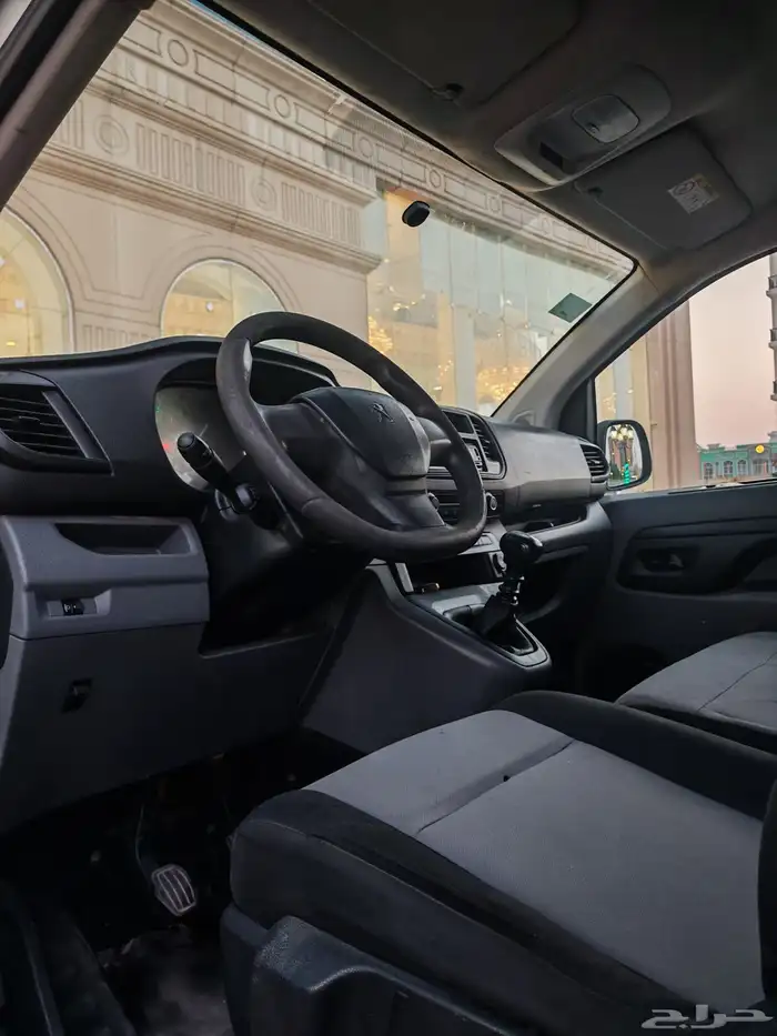 باص بيجو اكسبيرت حافظة تبريد ديزل 2018 كاش او اقساط 79