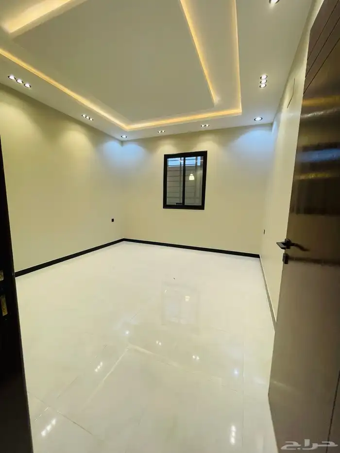 للبيع شقق تمليك ارضي بحوش مدخل سياره 6 غرف بسعر 550 الف 15