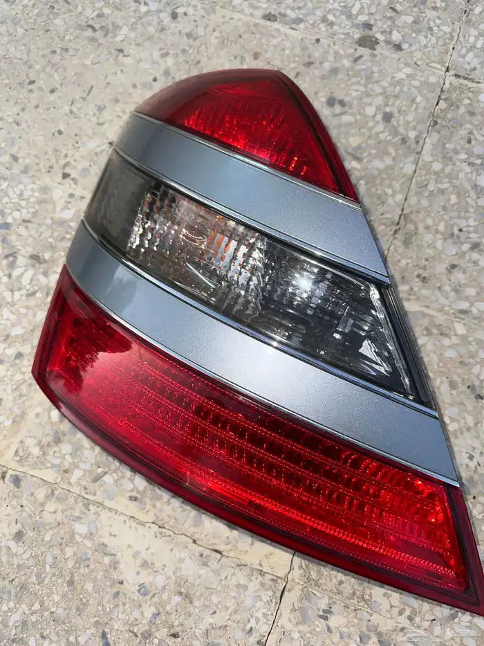 اسطبات خلفيه مرسيدس بانوراما 2006-2009 1