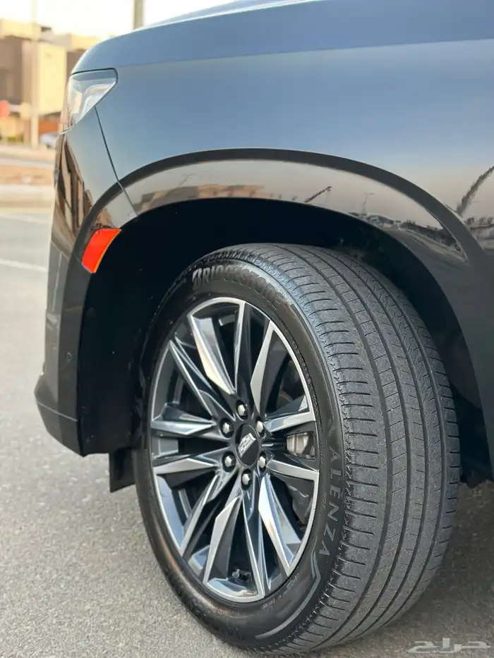 اسكاليد 2021 فل كامل بلاتينيوم 30