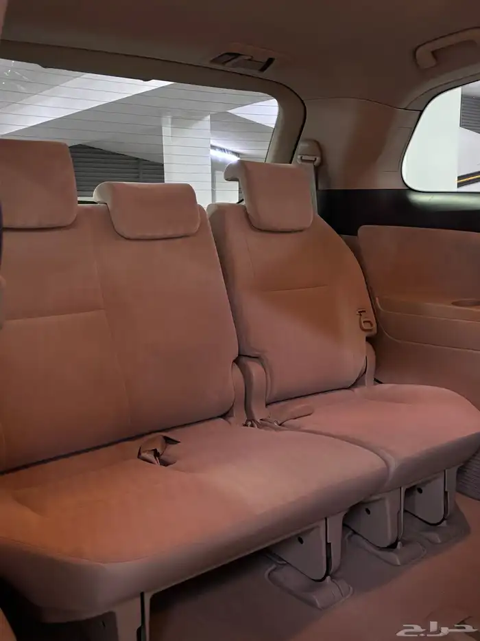 للبيع تويوتا بريفيا 2013 نظيف ممشى 130 42